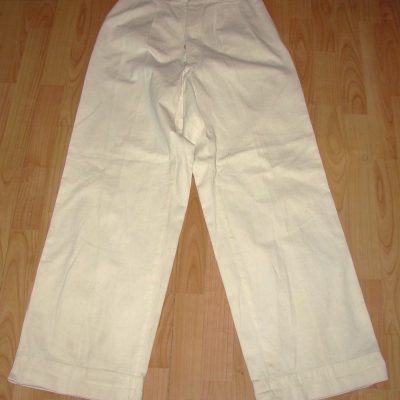 White kriegsmarine pants.