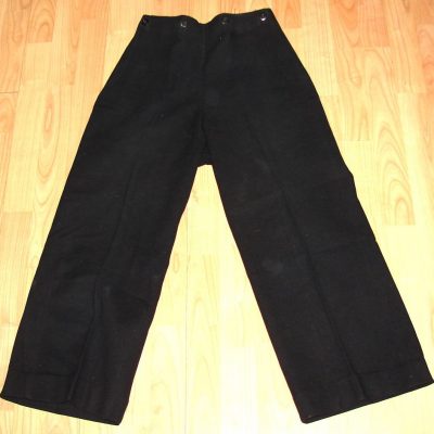 Navy HJ pants.