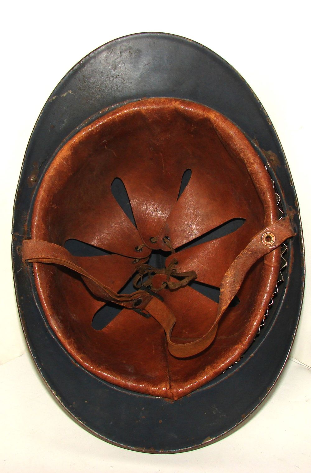 French helmet model 1915. - Image 5