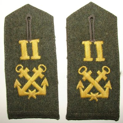 Pair of coastal artillery epaulettes