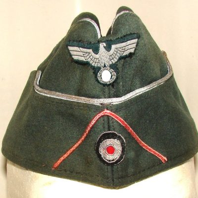 Calot d'officier des unités blindées de la heer