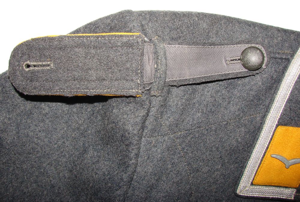 Luftwaffe non-commissioned officer's flight uniform. - Image 9