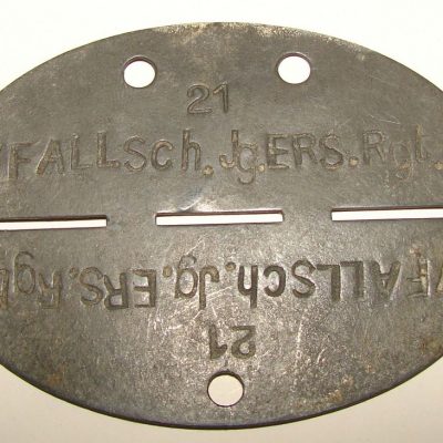 Plaque d'identité d'un parachutiste Allemand